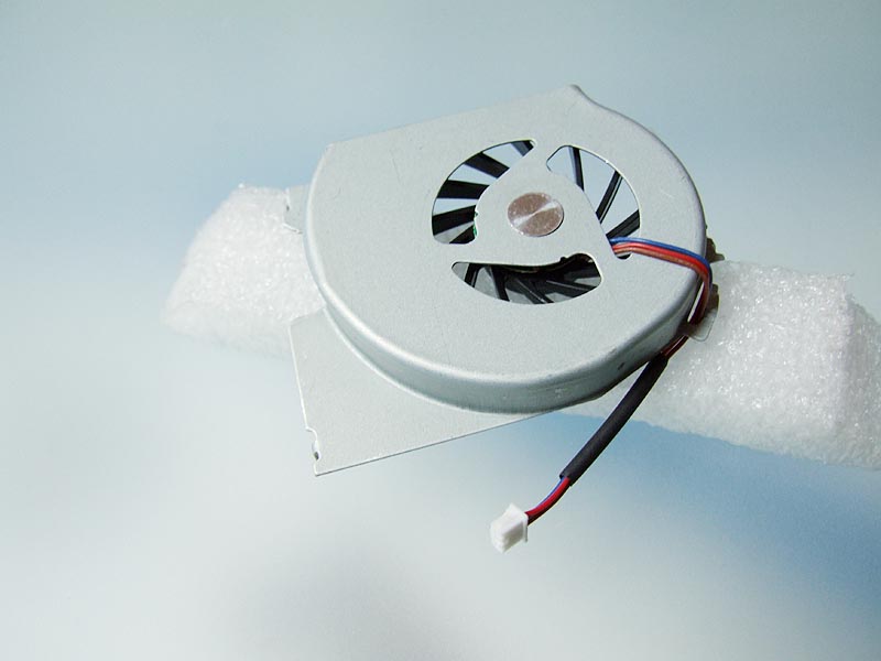 IBM Lenovo ThinkPad R52 notebook ventilátor (CPU fan)