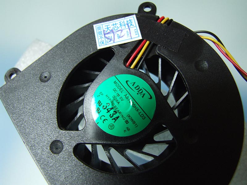 IBM Lenovo IdeaPad Y550 Y550A Y550M Y550P notebook ventilátor (CPU fan)