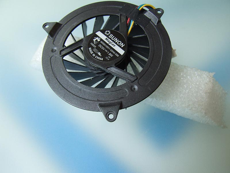 DELL Studio 1735 1737 notebook ventilátor (CPU fan)