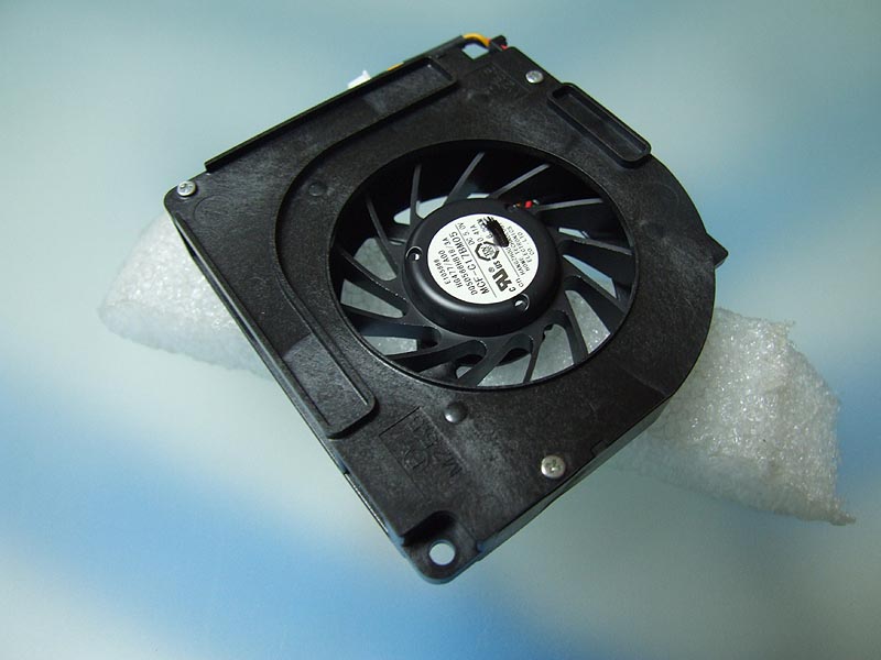 DELL Latitude D520 D530 notebook ventilátor (CPU fan)