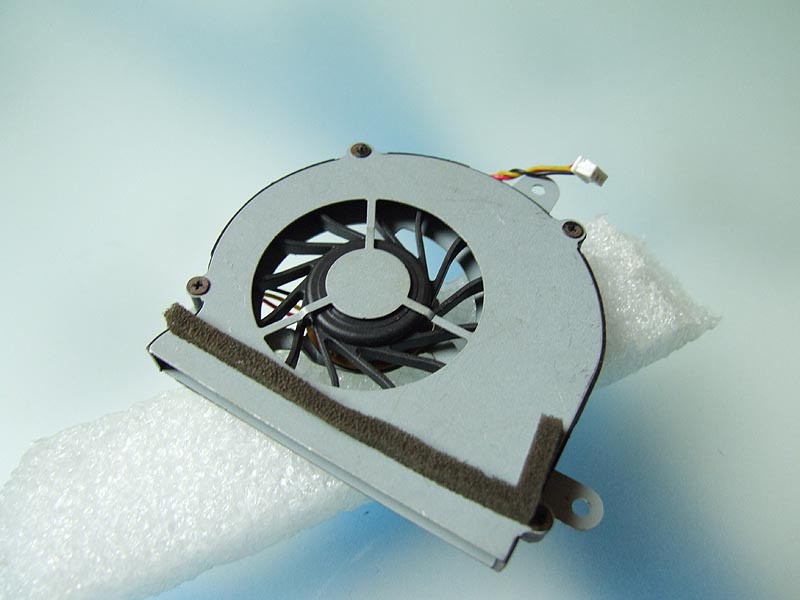 MSI MSI X320 X340 X400 X410 MS-1352 notebook ventilátor (CPU fan)