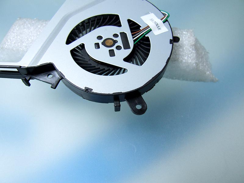ASUS X455LD X455CC A455 A455L K455 X555 A555L K555 W419L W519L R557L  ventilátor (CPU fan)