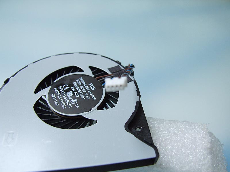 Toshiba Satellite Radius P55W-C P55W-C5200D P55W-C5200X P55W-C5208X P55W-C5314 notebook ventilátor (CPU fan)