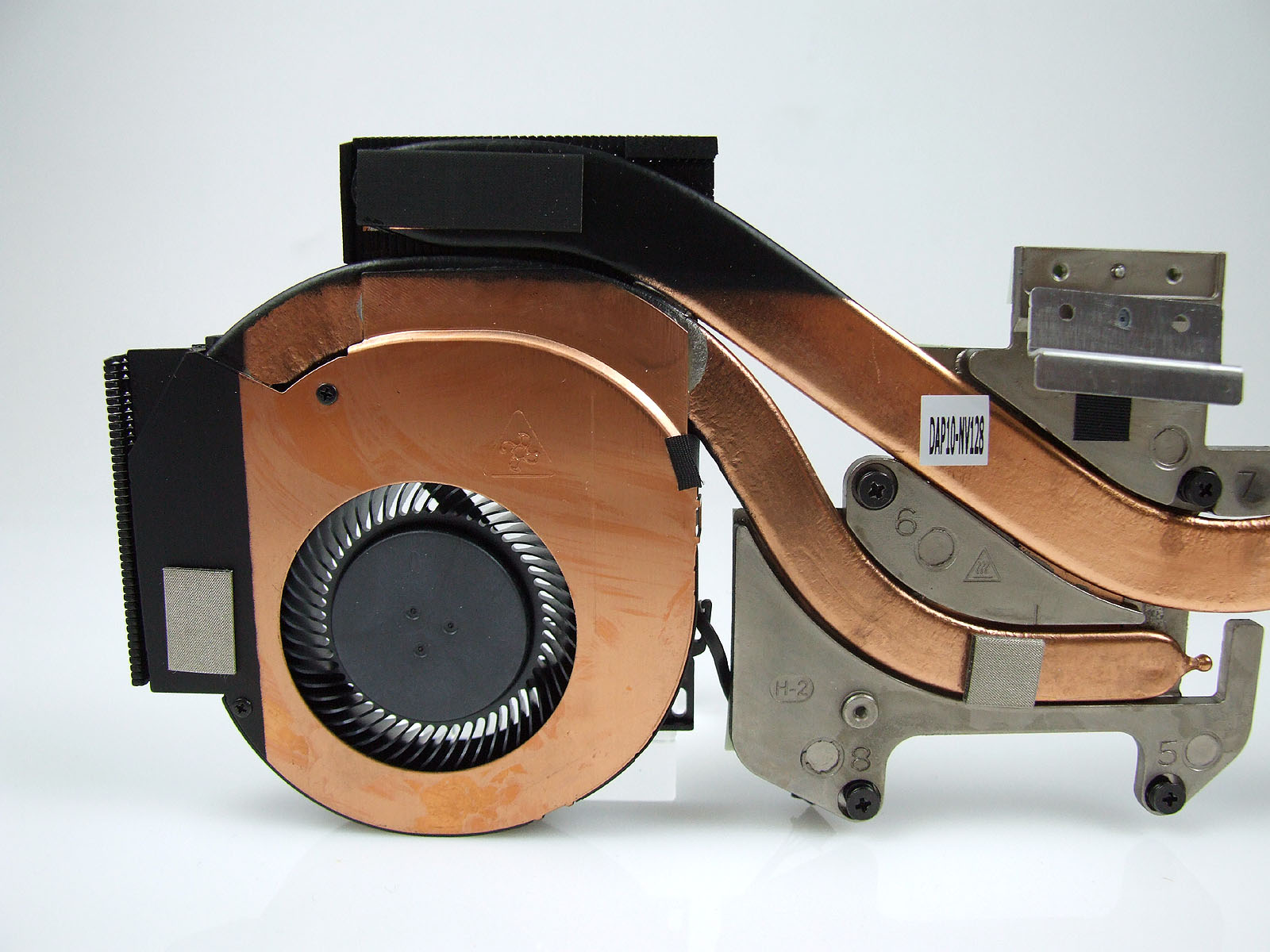 DELL Precision 7530 notebook ventilátor chladič (CPU + GPU fan, heatsink)