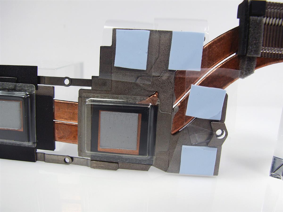 DELL XPS 9570 notebook chladič (CPU heatsink)