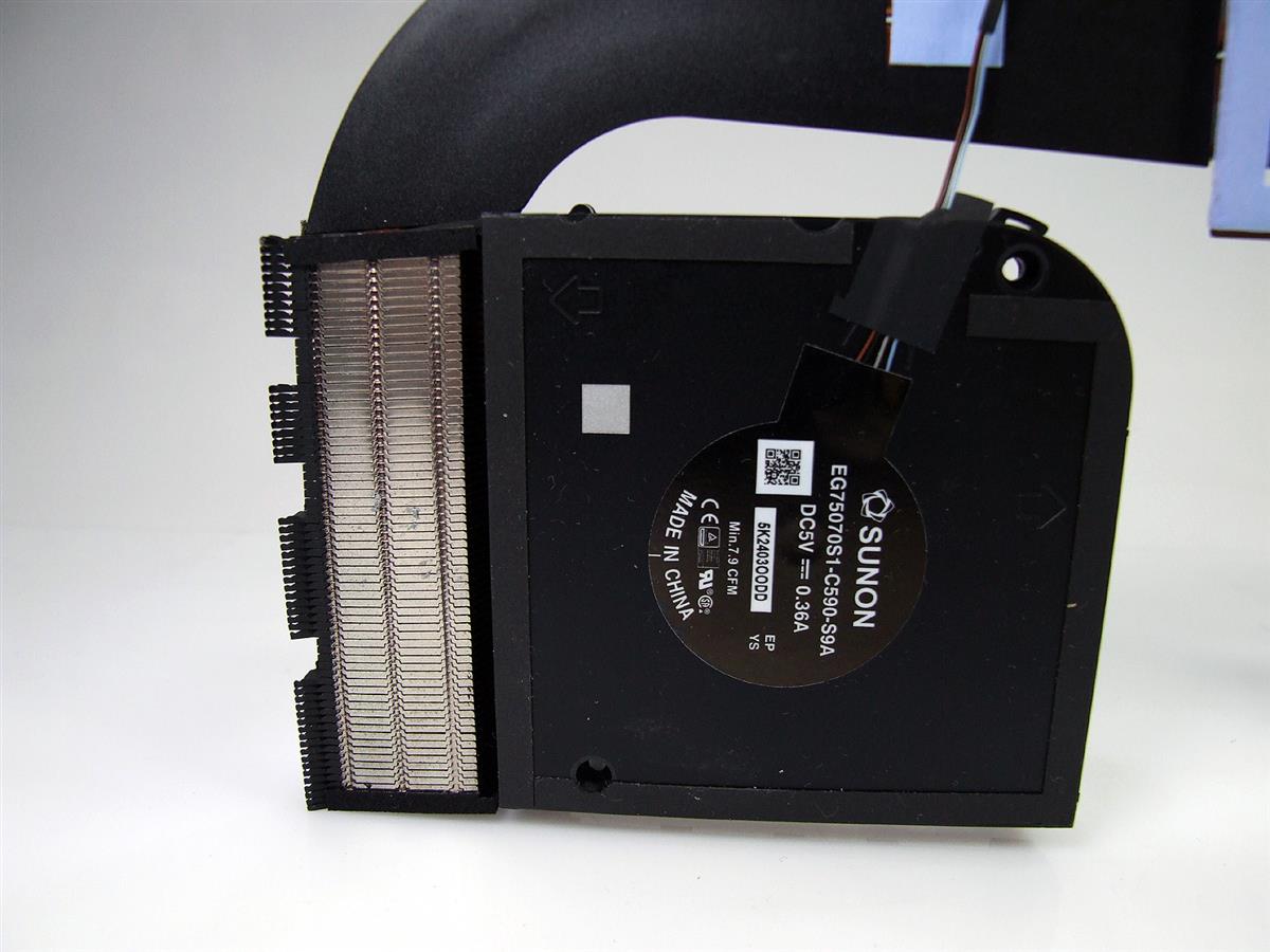 VK8HK DELL Precision 3561 notebook ventilátor chladič (CPU fan, heatsink) - Discrete nVidia